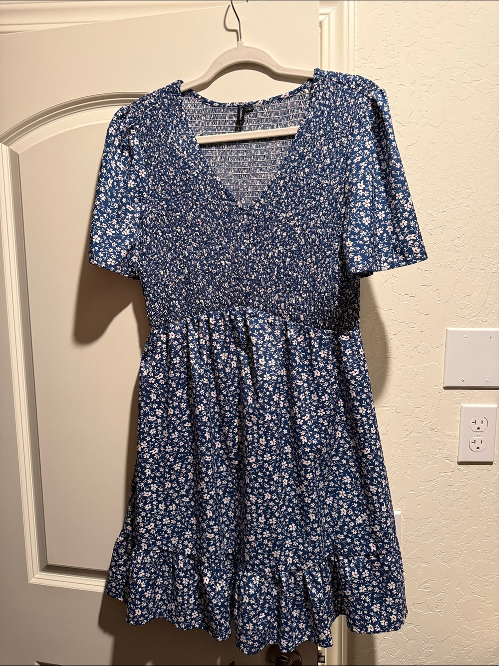 💙Blue Floral Short Sleeve V-Neck Dress